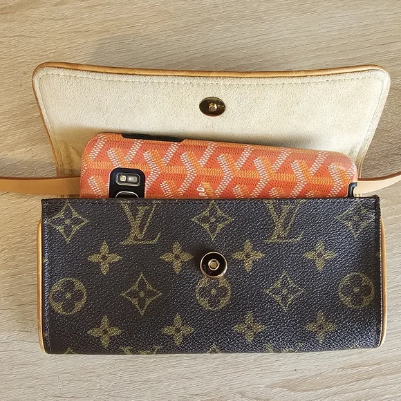 Authentic LOUIS VUITTON Pochette Twin PM Belt Waist Bum Bag - Picture 9 of 13